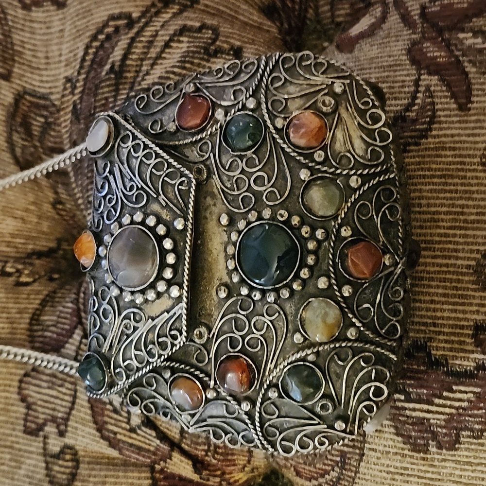 Sagi metal purse